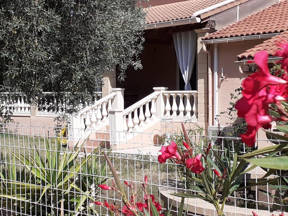 Villa B B mas d'Ayran à Saint-Quentin-la-Poterie Extérieur photo